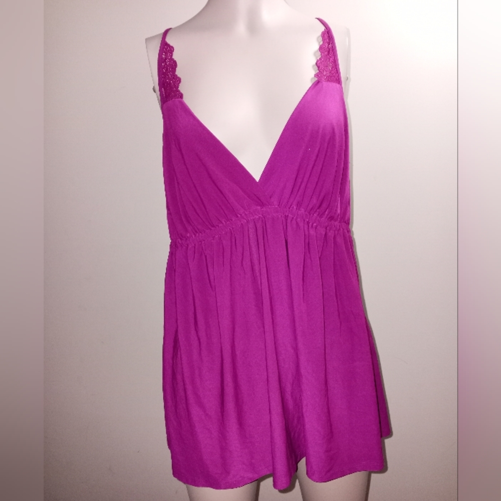 In bloom purple sleeveless tunic blouse size extra large lace back